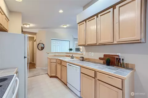 2201 192nd St SE #Q205, Bothell, WA 98012 photo 10