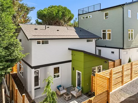 4912 S Alaska St, Seattle, WA 98118