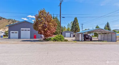 5905 Larson St, Cashmere, WA 98815