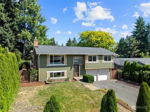 13224 118th Ave NE, Kirkland, WA 98034