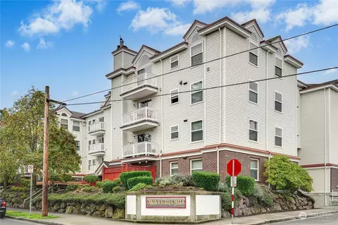 411 N 90th St #102, Seattle, WA 98103