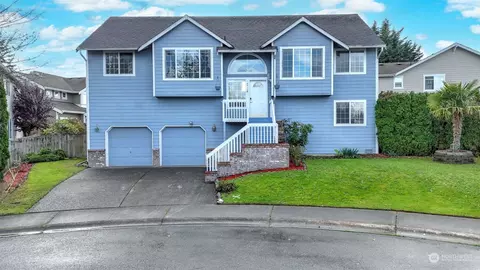 14315 SE 282nd St, Kent, WA 98042