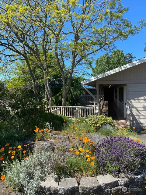250 Tucker Ave #2, Friday Harbor, WA 98250