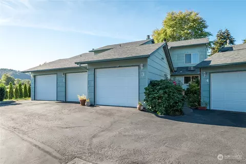 2353 40th Ave #2, Longview, WA 98632