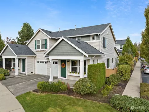 23902 NE 112 Ln #136, Redmond, WA 98053