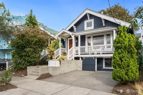 426 10th Ave E, Seattle, WA 98102