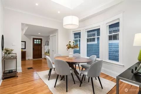Dining - 426 10th Ave E, Seattle, WA 98102 photo 2 of 4