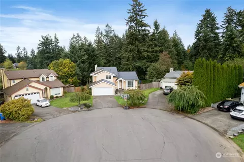 22216 109th St E, Buckley, WA 98321