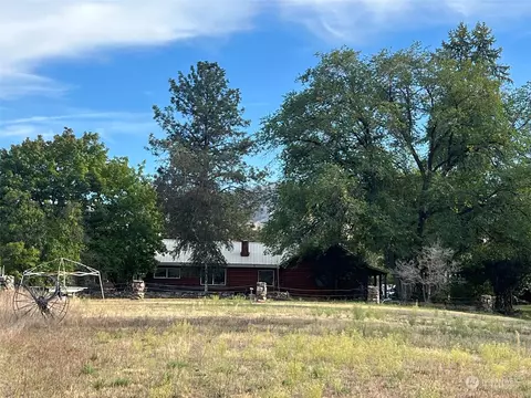 695 Twisp- Carlton Rd, Twisp, WA 98856