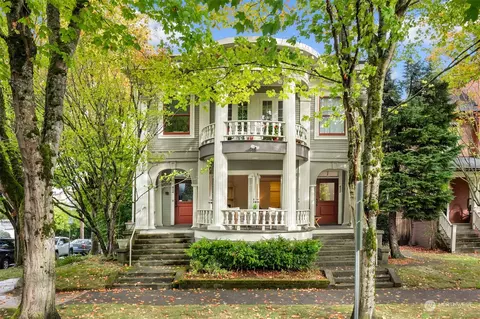432 17th Ave E # B3, Seattle, WA 98112