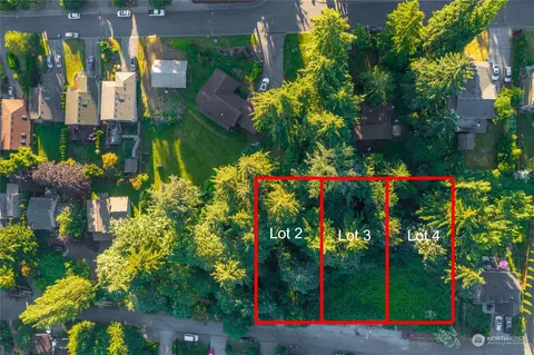 1328 St Paul St, Bellingham, WA 98229