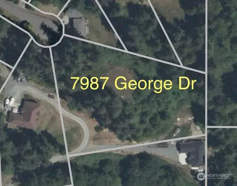 7987 George Dr, Clinton, WA 98236