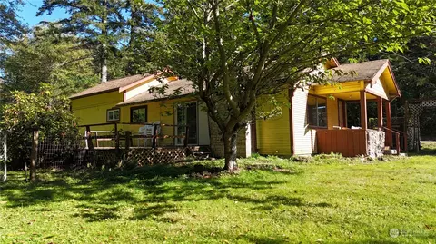 1580 Saddle Club Rd, Port Orchard, WA 98366
