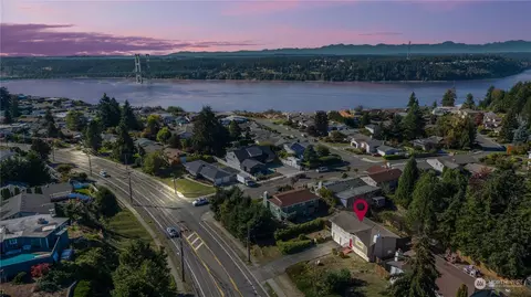 2508 N Narrows Dr, Tacoma, WA 98406