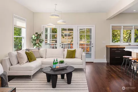 2400 E Roy St, Seattle, WA 98112 photo 11
