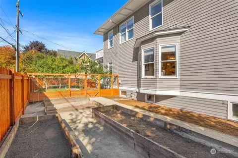 2400 E Roy St, Seattle, WA 98112 photo 33