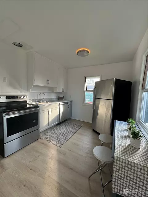 Kitchen - 1005 Lane Pl #A, Everett, WA 98203 photo 1 of 1