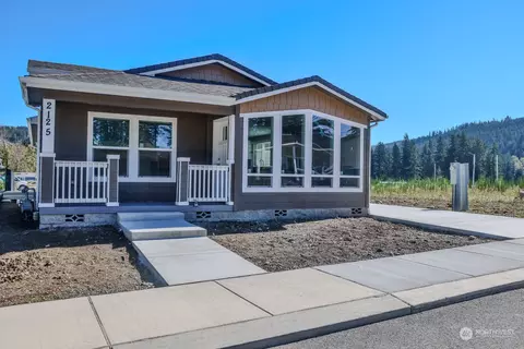 2125 Glacier St #82, Enumclaw, WA 98022