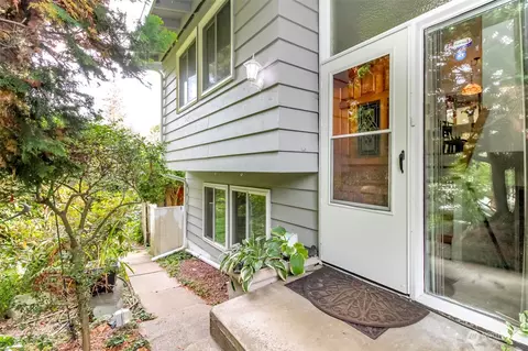 13330 Military Rd S, Tukwila, WA 98168