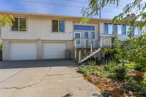 2012 Valley View Blvd, East Wenatchee, WA 98802