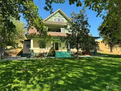 120 Weinhard Rd, Dayton, WA 99328
