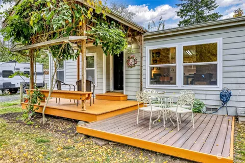 35840 Hood Canal Dr NE, Hansville, WA 98340
