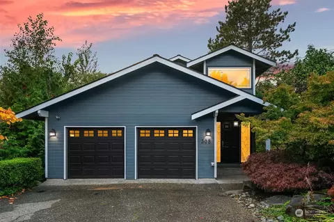 305 Slater St S, Kirkland, WA 98033