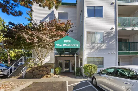 1522 NE 175th St #107, Shoreline, WA 98155