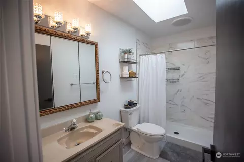 Bath - 1332 Berkeley Ave, Fircrest, WA 98466 photo 1 of 2
