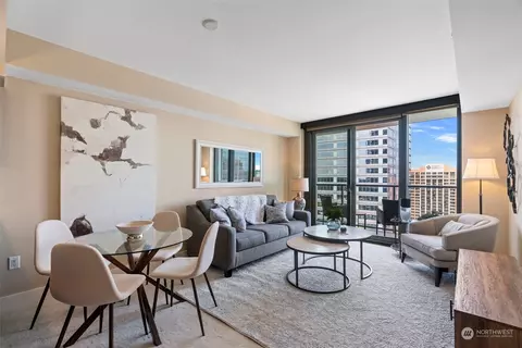 650 Bellevue Way NE #2208, Bellevue, WA 98004