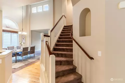 Entry Way - 22907 36th Dr SE, Bothell, WA 98021 photo 5 of 7