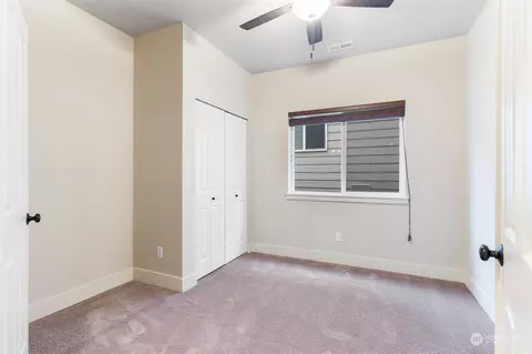 Bedroom - 22907 36th Dr SE, Bothell, WA 98021 photo 1 of 6