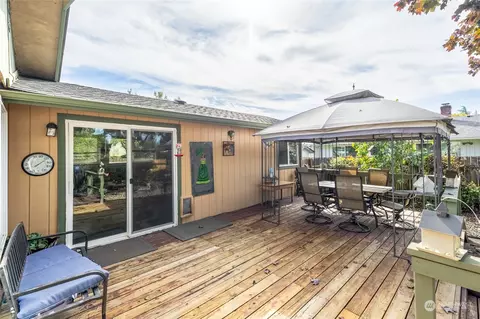 Exterior - 3903 Pine St, Longview, WA 98632 photo 10 of 10