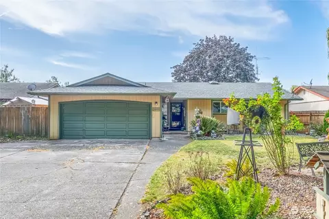 3903 Pine St, Longview, WA 98632