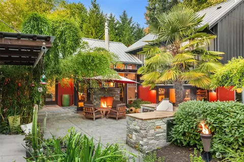 10618 NE 155th Pl, Bothell, WA 98011