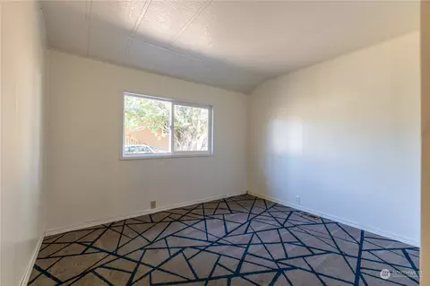 620 112th St SE #305, Everett, WA 98208 photo 24