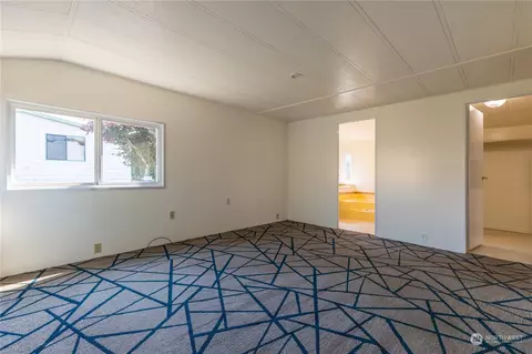 620 112th St SE #305, Everett, WA 98208 photo 16