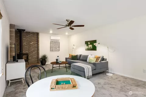 Living - 9026 NE 178th St, Bothell, WA 98011 photo 5 of 5