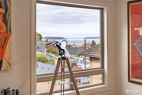 View/Area - 3320 Kromer Ave, Everett, WA 98201 photo 1 of 4