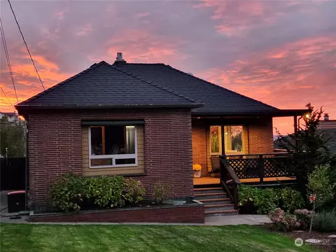 3320 Kromer Ave, Everett, WA 98201