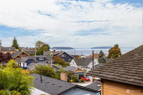 View/Area - 3320 Kromer Ave, Everett, WA 98201 photo 3 of 4