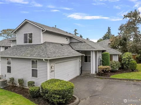 15133 Admiralty Way #B4, Lynnwood, WA 98087