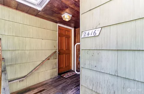 Exterior - 2416 6th St, Everett, WA 98201 photo 10 of 10