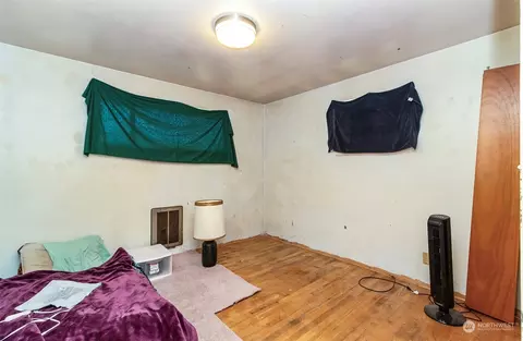 Bedroom - 2416 6th St, Everett, WA 98201 photo 1 of 7