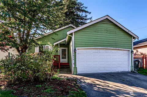 1616 S 39th St, Tacoma, WA 98418