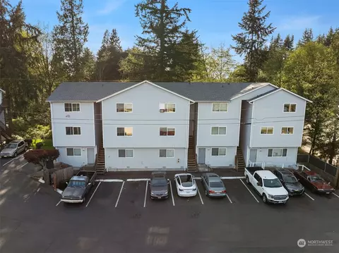 113 W 115 W Casino Rd, Everett, WA 98204