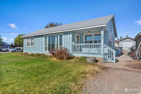 223 W 219 W Walnut St, Waterville, WA 98858