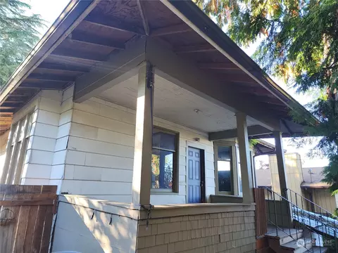 2903 3rd Ave N, Seattle, WA 98109