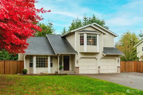 10604 200th Avenue Ct E, Bonney Lake, WA 98391