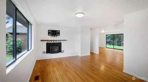 Living - 23735 SE 471 St, Enumclaw, WA 98022 photo 8 of 13
